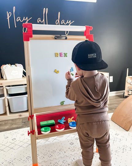 Colorful Easels for Every Little Artist